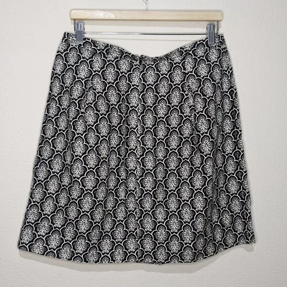 LOFT  Brocade Linen Skirt‎ Womens Size 8 Pleated Print Mini Black - Picture 2 of 5
